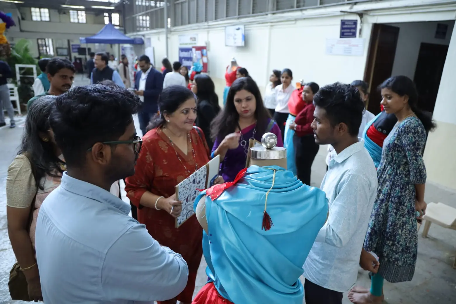 The Fashion Contest Image 1